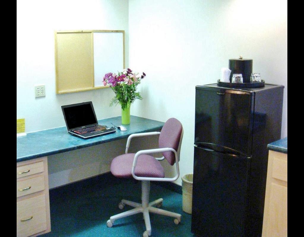 Americas Best Value Inn & Suites - Bluffton Facilities photo