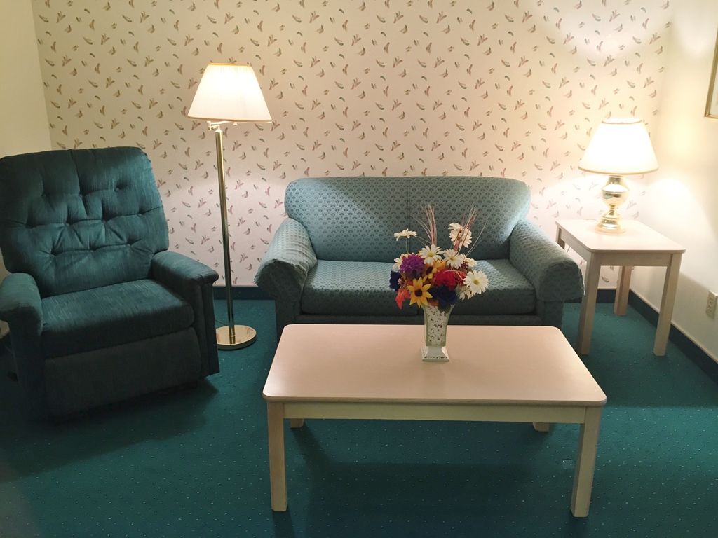 Americas Best Value Inn & Suites - Bluffton Room photo