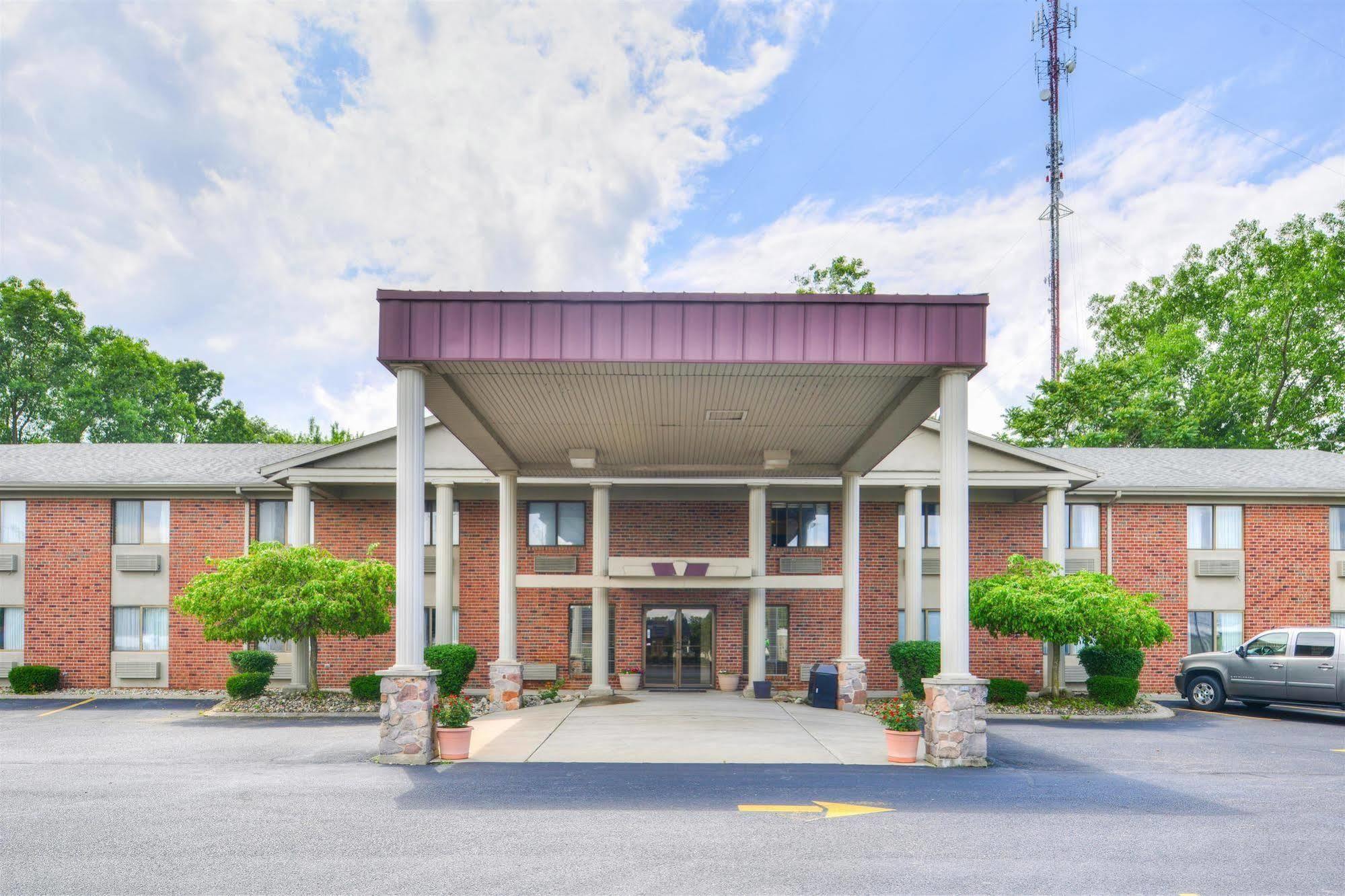Americas Best Value Inn & Suites - Bluffton Exterior photo
